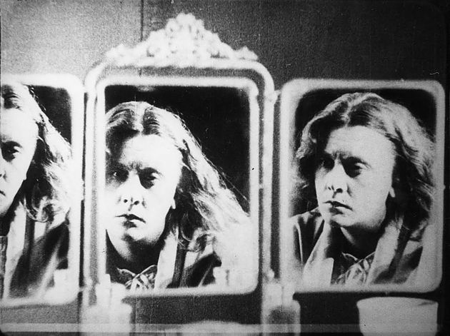 La Souriante Madame Beudet 1