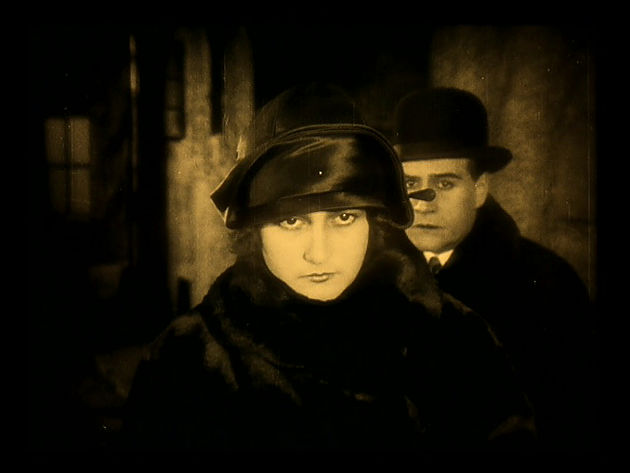 die freudlose gasse 10