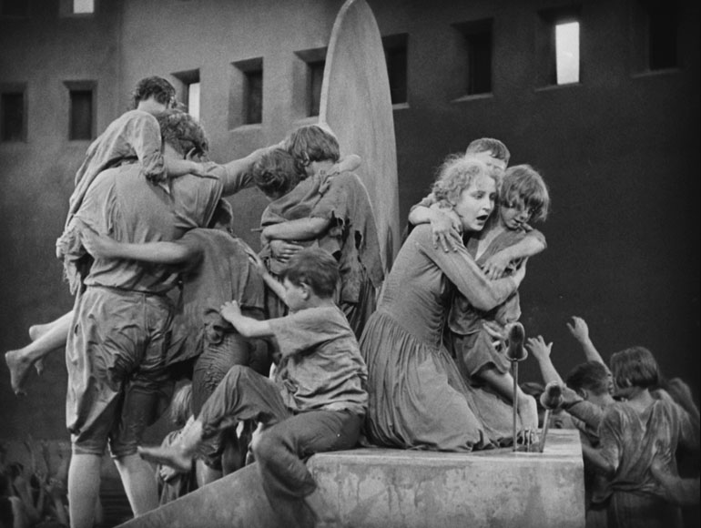 vlcsnap-2020-05-19-08h13m50s408