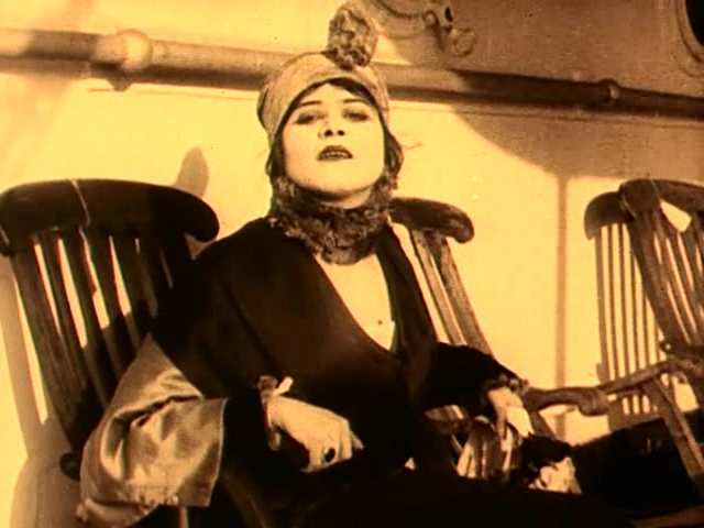 vlcsnap-2019-02-08-21h44m54s145