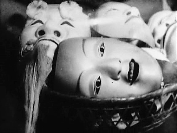 A.Page.of.Madness.1926.XviD.avi_snapshot_54.58.459 (2)