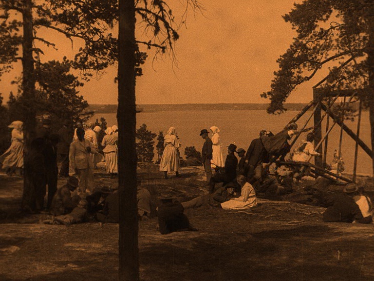 vlcsnap-2020-05-02-10h59m37s475