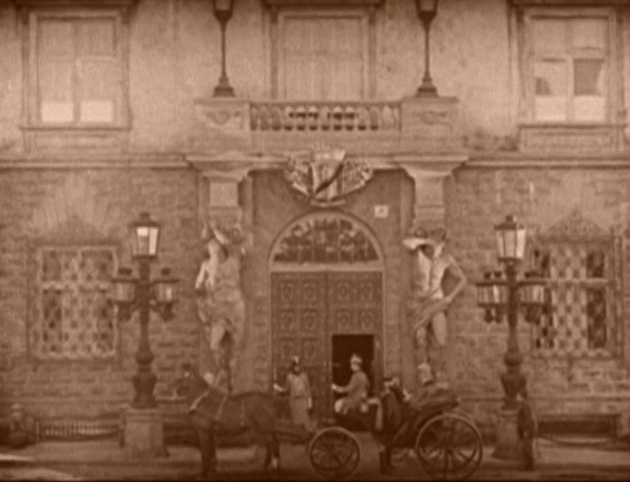 vlcsnap-2020-05-11-11h32m56s956